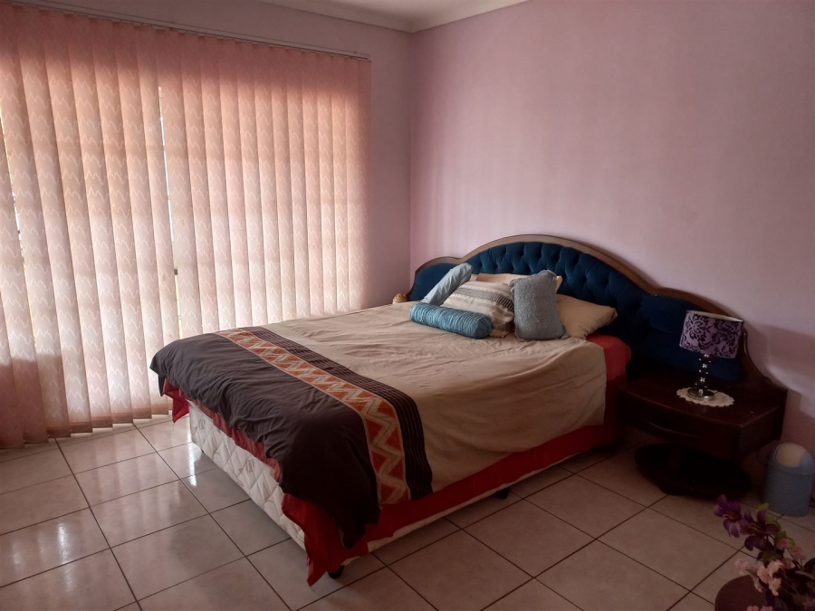 5 Bedroom Property for Sale in Cashan North West